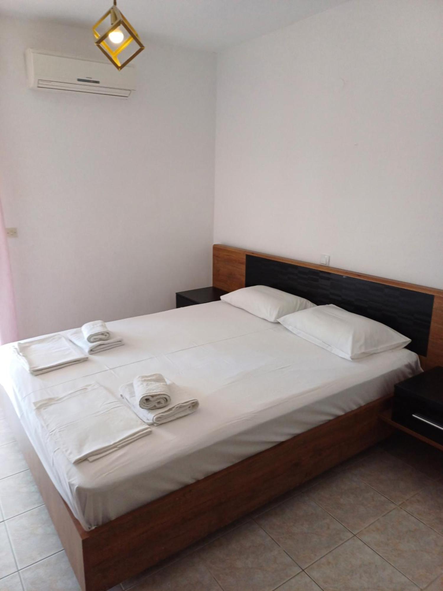 Μαρου Rooms Olympiakí Aktí Екстериор снимка